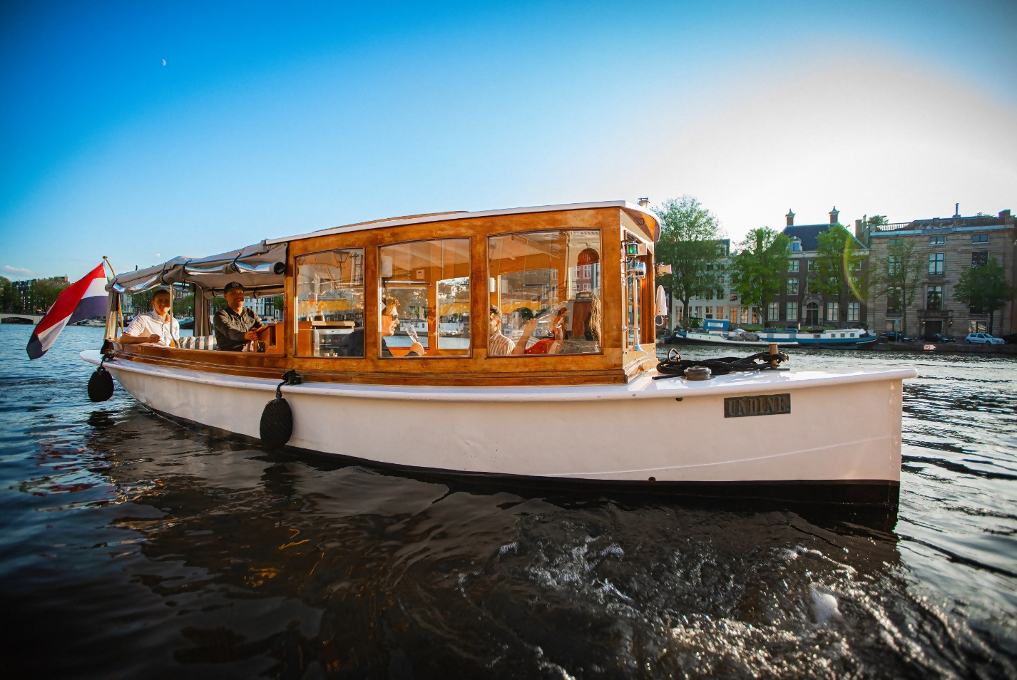 private boat tour in amsterdam