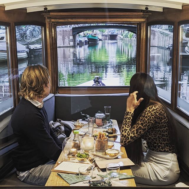 romantic private boat tour for couples in Amsterdam