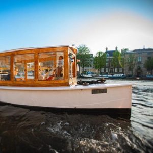 undeine boat tour