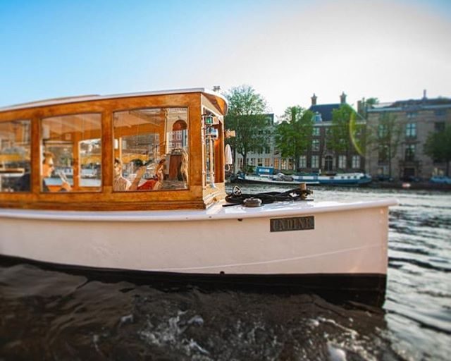 undeine boat tour