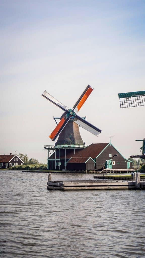 Windmill Tours Amsterdam private boat