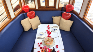 romantic canal tour amsterdam