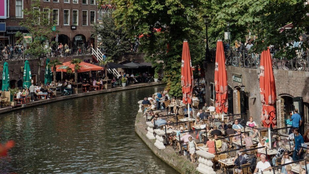 what to see in utrecht canals