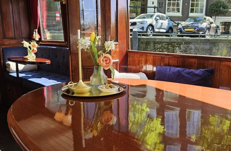 Luxury classic canal boat tour Amsterdam