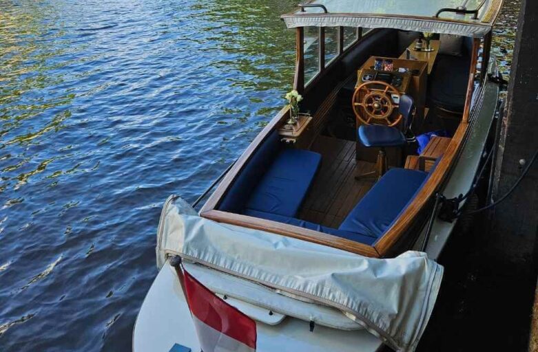 Luxe historische boot Undine (8 personen)