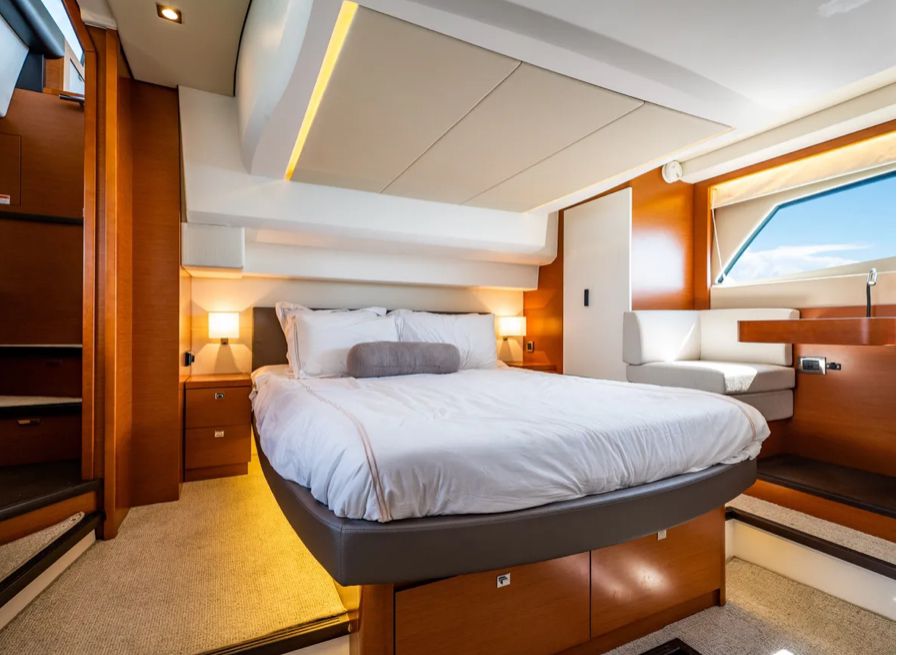 prestige 50 yacht sleeping room