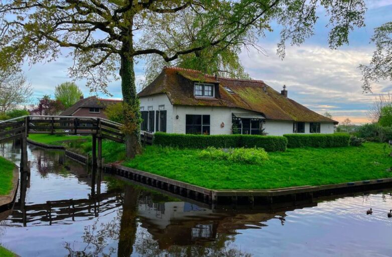 Giethoorn Tour