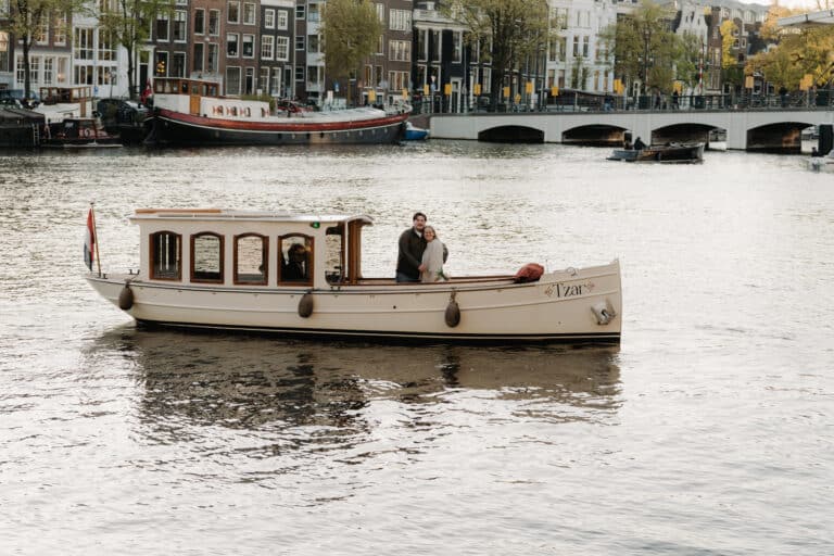 Tzar private canal cruise Amsterdam