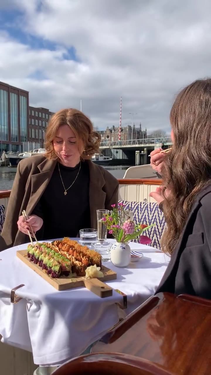 Vegan sushi from Vegan Sushi Bar Amsterdam served on a private canal cruise